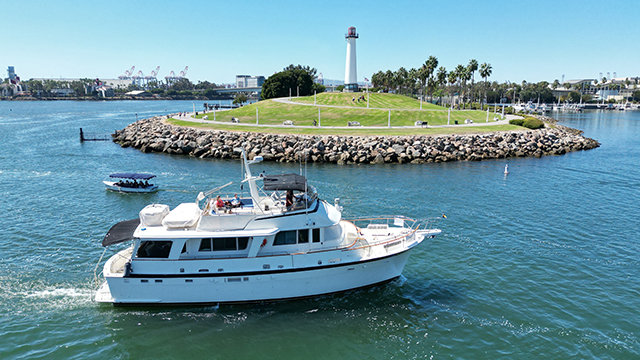 Long-Beach-Luxury-Yacht---Los-Angeles-Yacht-Charter---14