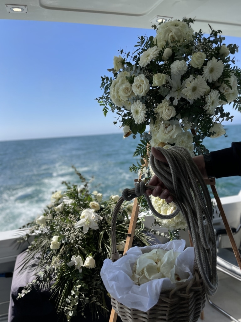 Los Angeles yacht Charter _ burial at sea floral decor